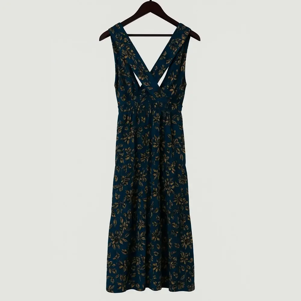 Elegant Teal and Gold Floral Dress - Picture 2 of 2